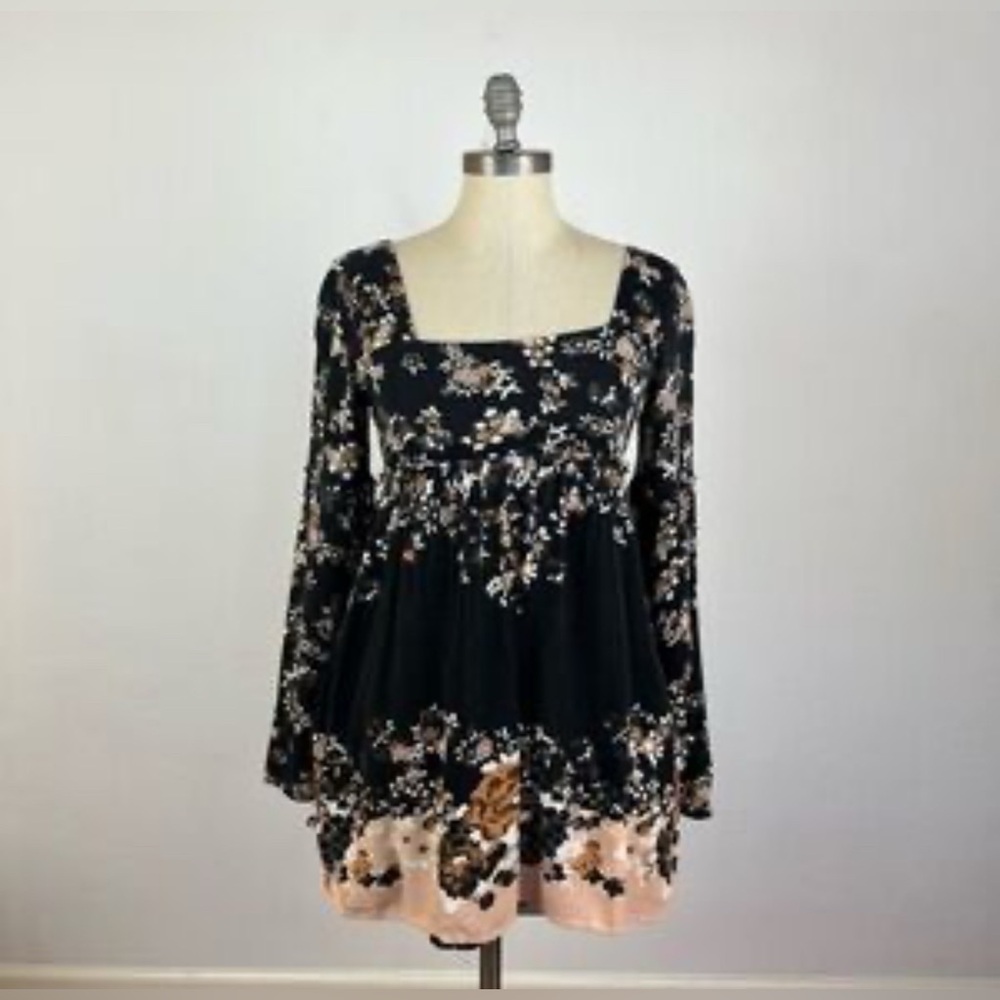 Free People Floral Long Sleeve mini Dress boho flowy size Medium